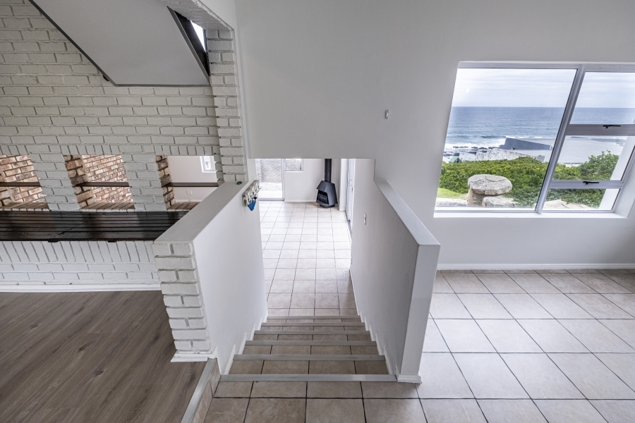 4 Bedroom Property for Sale in Seaview Eastern Cape
